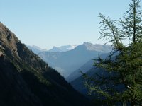 Click to see big picture (667x500 pixels; 67 KB)