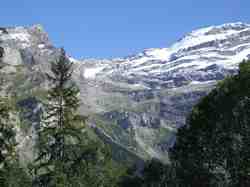 Click to see big picture (1024x768 pixels; 68 KB)