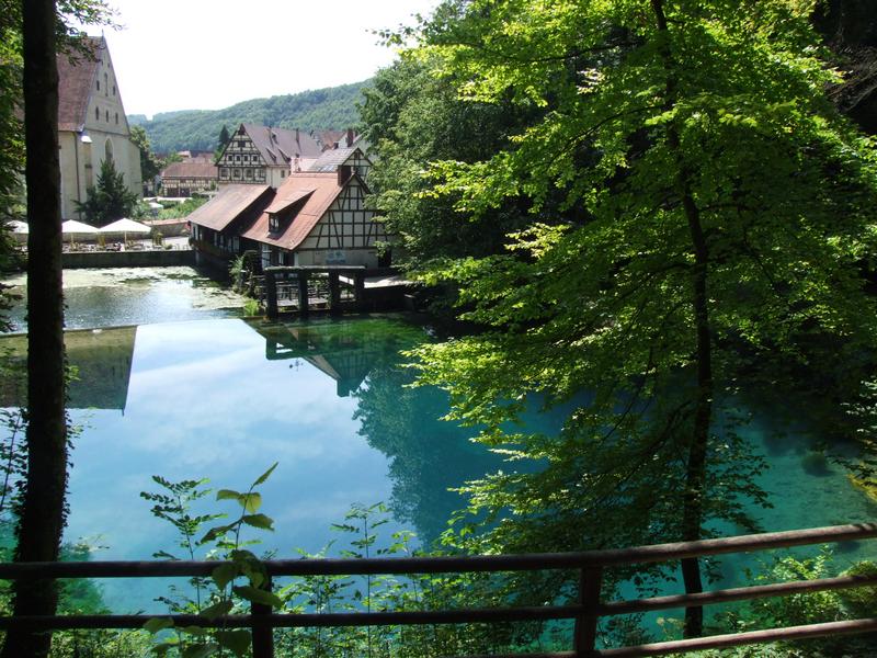 Cliquer pour voir l'image suivante