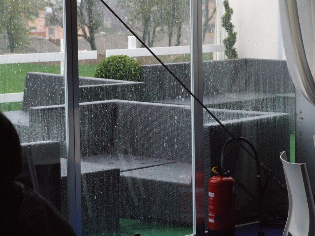 Clic pour voir l'image suivante