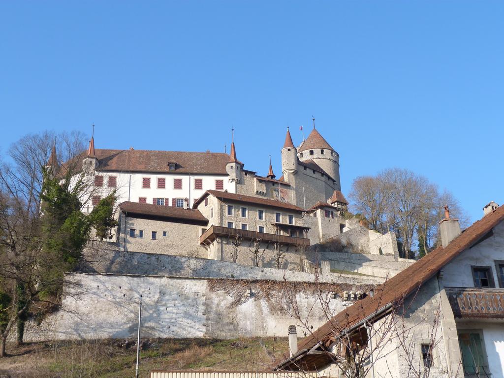 Cliqeu pour voir l'image suivante