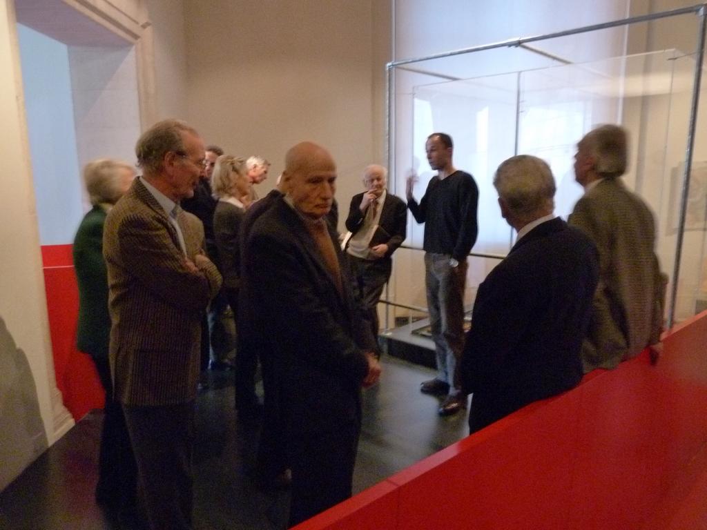 Cliqeu pour voir l'image suivante