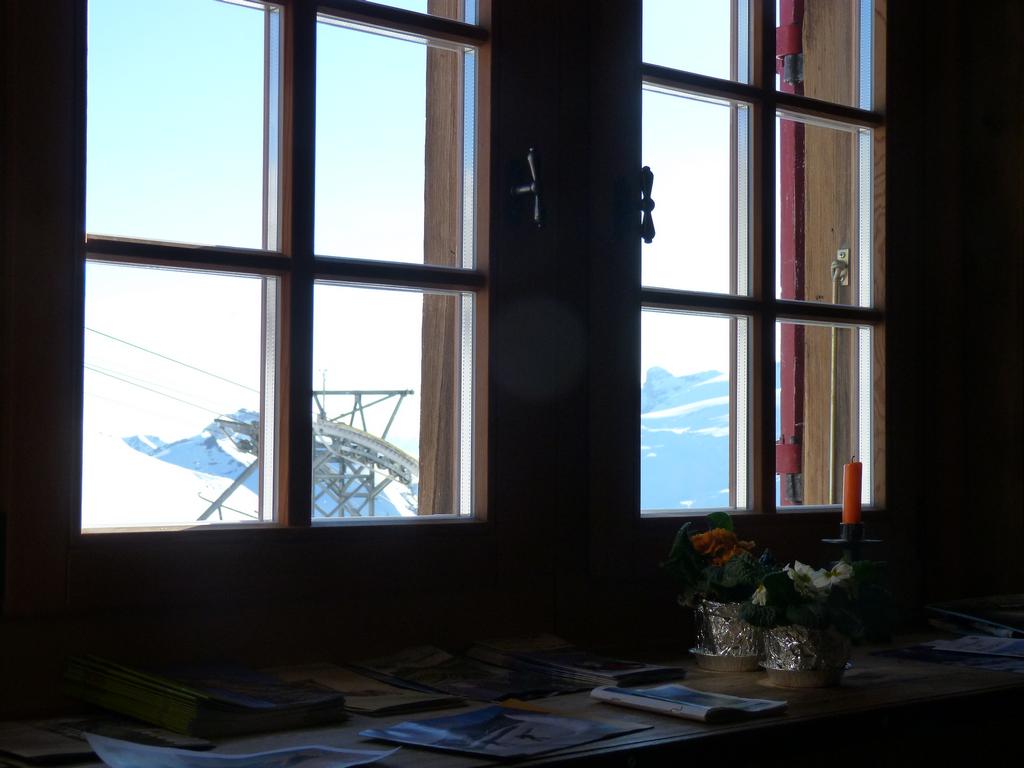 Cliqeu pour voir l'image suivante