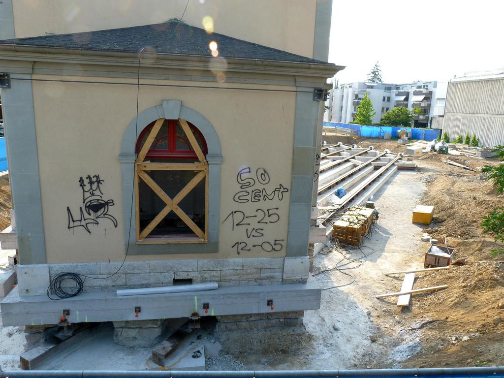 Clic pour l'image suivante