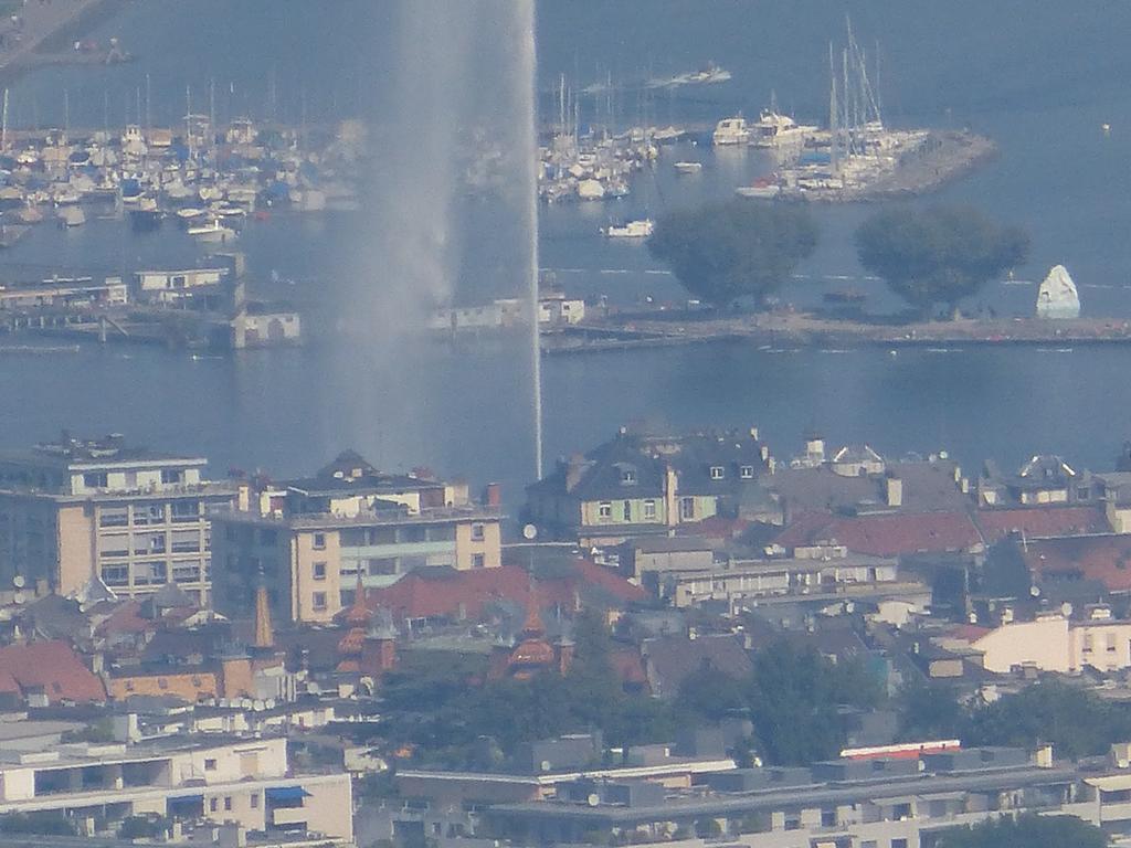 Clic pour l'image suivante