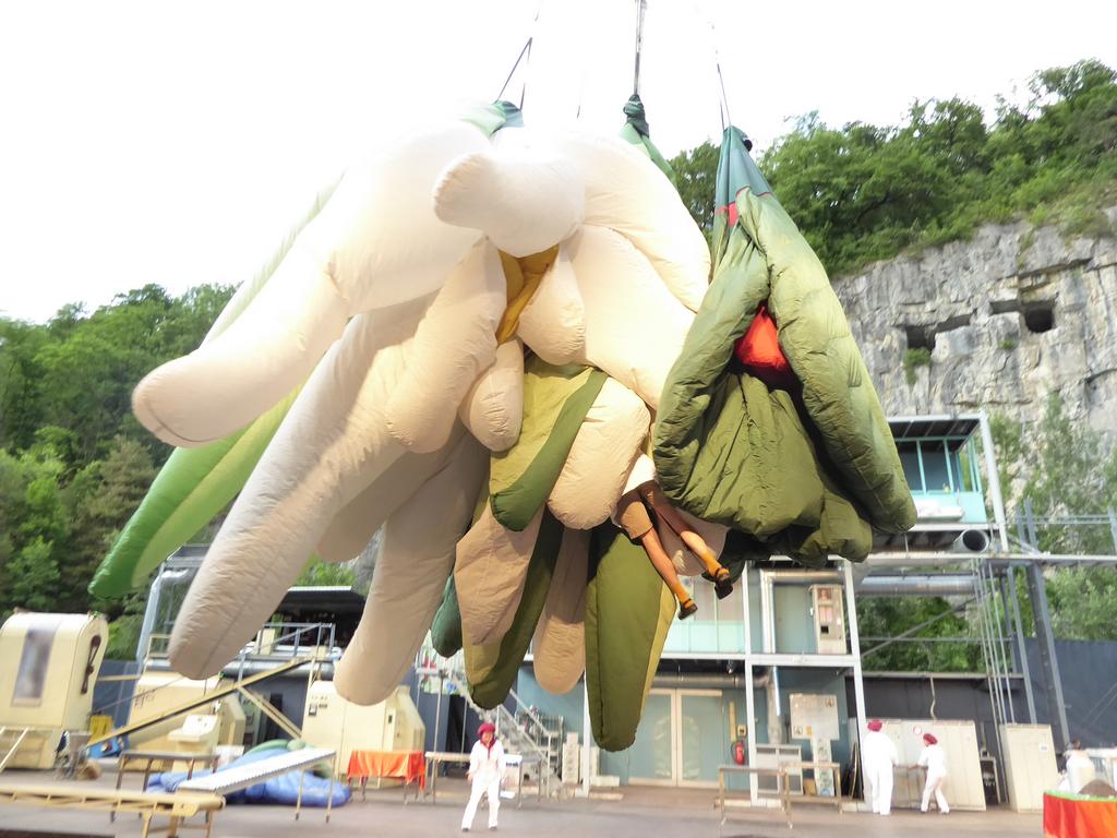 {Clic pour voir plus grand}