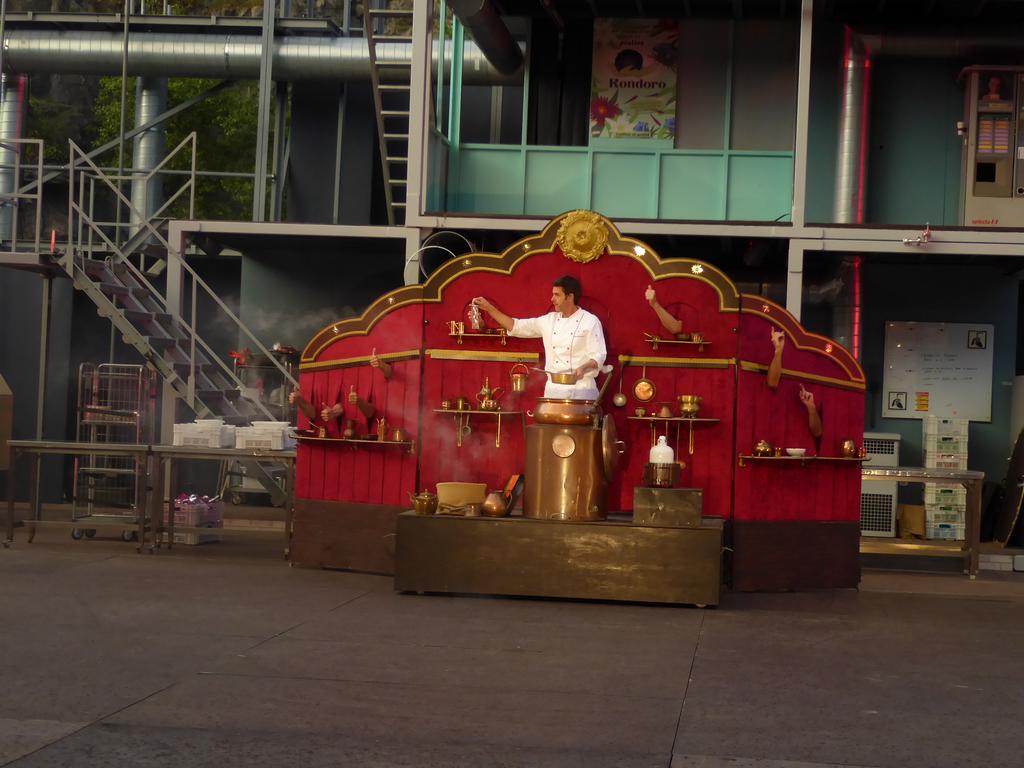 {Clic pour voir plus grand}