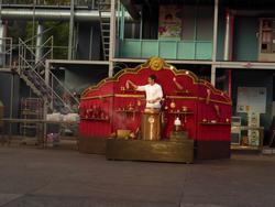 Click to see big picture (1024x768 pixels; 92 KB)