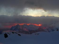 Click to see big picture (1024x768 pixels; 35 KB)