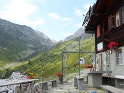 Click to see big picture (1024x768 pixels; 129 KB)