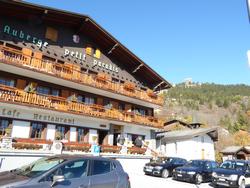 Click to see big picture (1024x768 pixels; 142 KB)