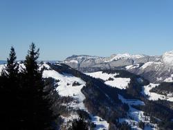 Click to see big picture (1024x768 pixels; 98 KB)